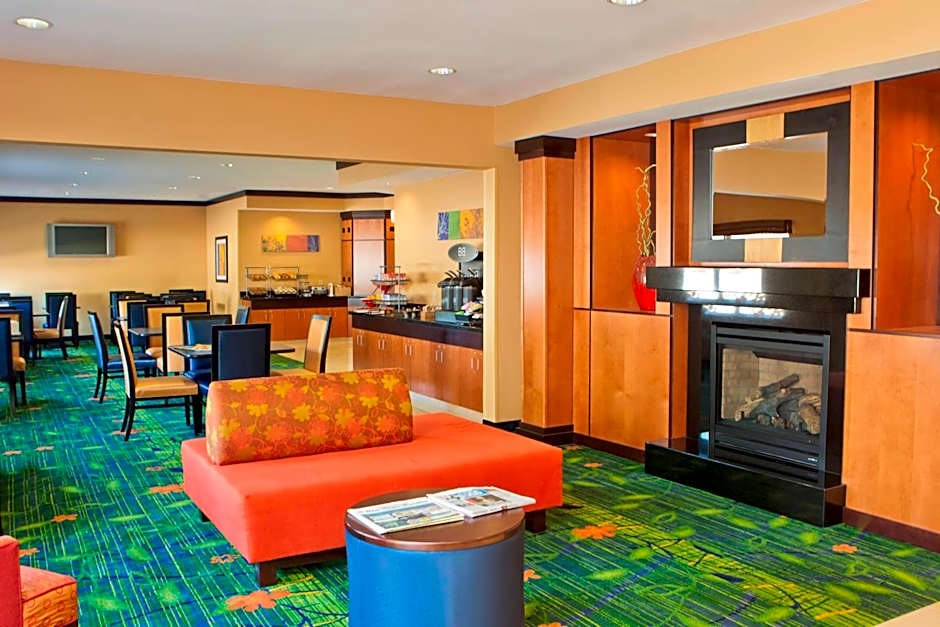 Fairfield Inn & Suites by Marriott Champaign