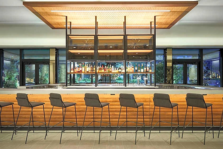 AC Hotel by Marriott Tampa Airport