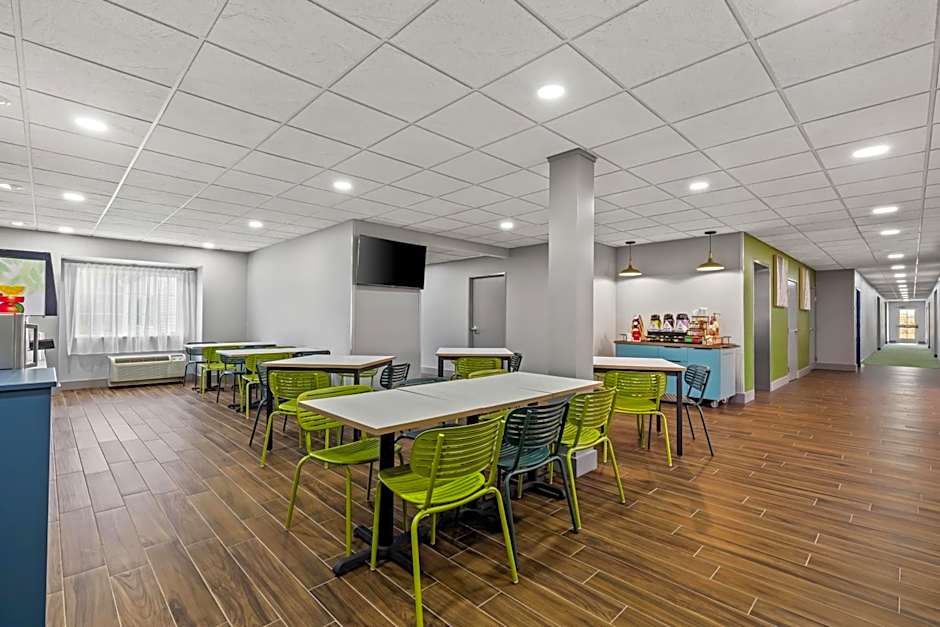 Spark by Hilton Wilkes Barre