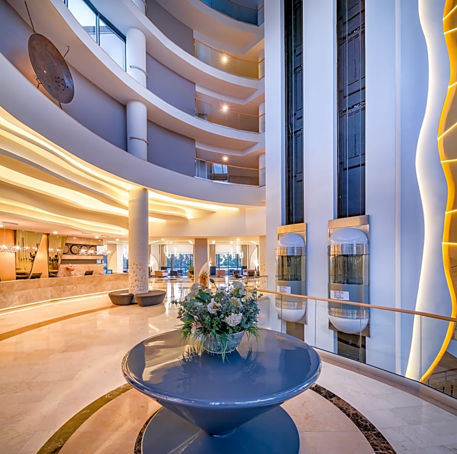 GRAVEL HOTELS SELECT