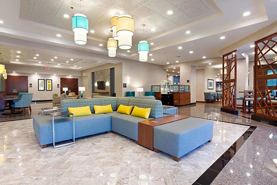 Drury Inn & Suites Burlington