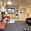 Kingswood Manor Motel