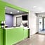 WoodSpring Suites South Houston Hobby