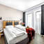 Apart House, Tylna 20