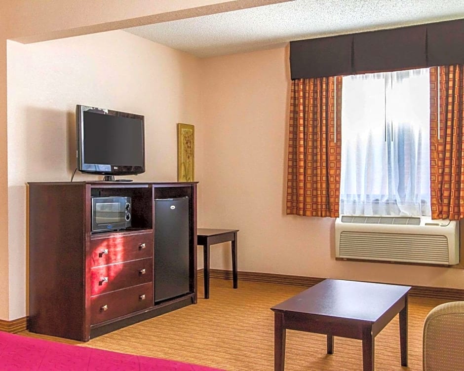 Quality Inn & Suites Ottumwa