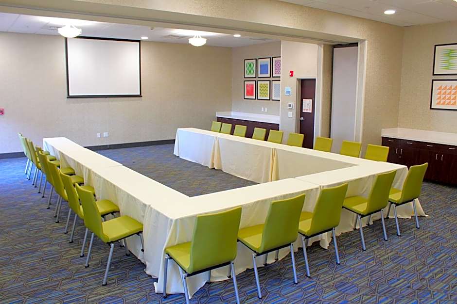 Holiday Inn Express Hotel & Suites Napa Valley-American Canyon By IHG