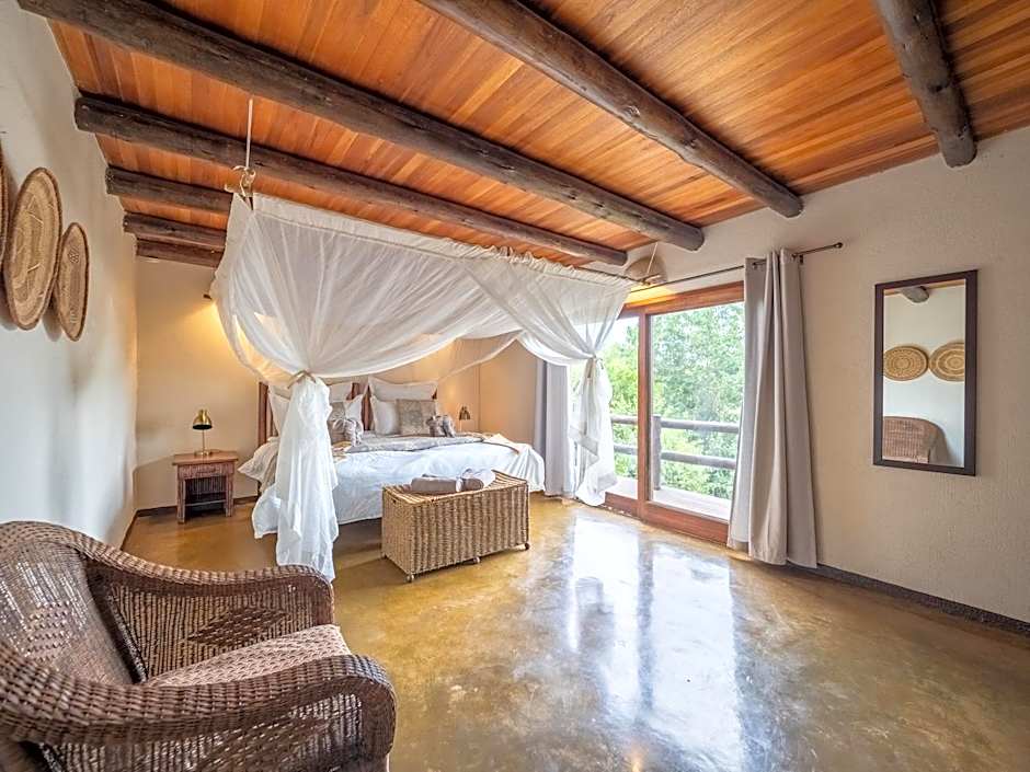 Photo 1 of 20 of Villa