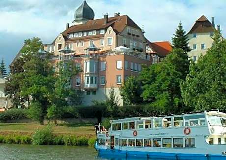 Apartments mit Klimaanlage am Neckarufer, Schöne Aussicht