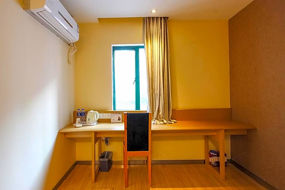7 Days Inn Guangzhou Zhongshan 1st Overpass Branch