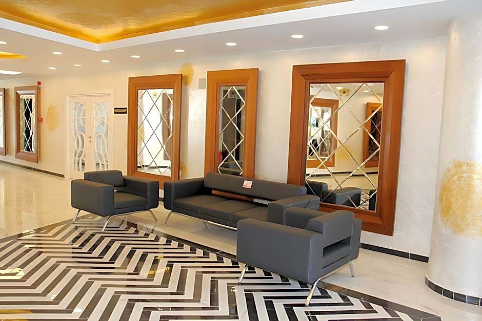 Grand Niki Hotel & Spa