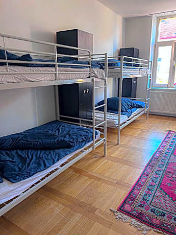 Bed in 8-Bed Mixed Dormitory Room