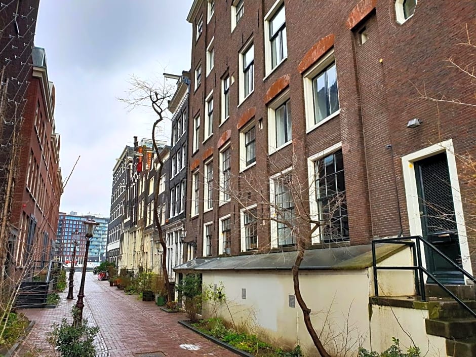 Houseboat Amsterdam - Room with a view