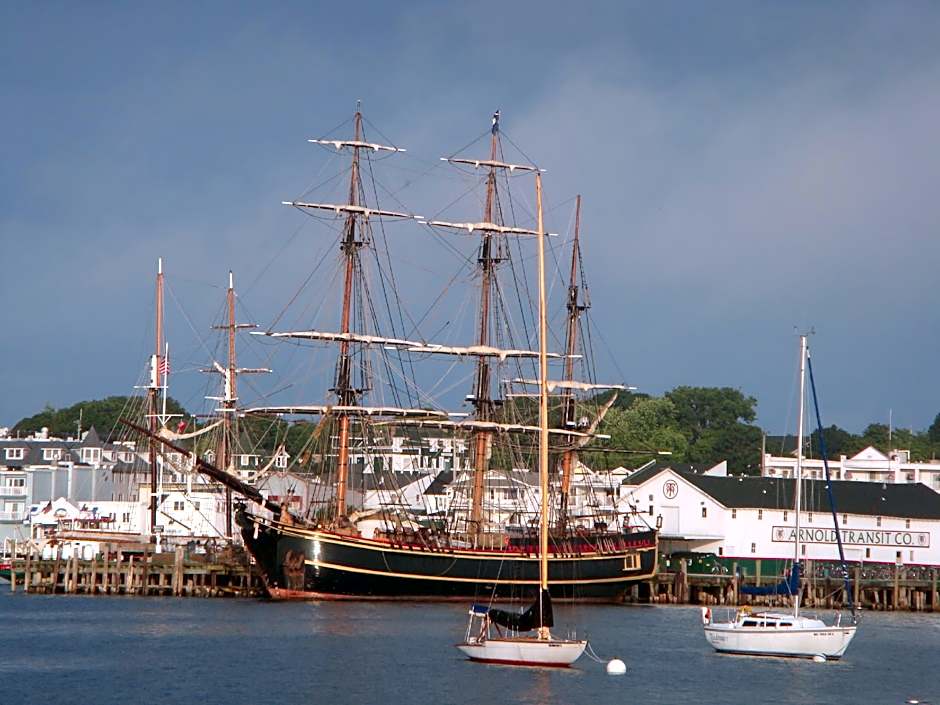 Inn on Mackinac