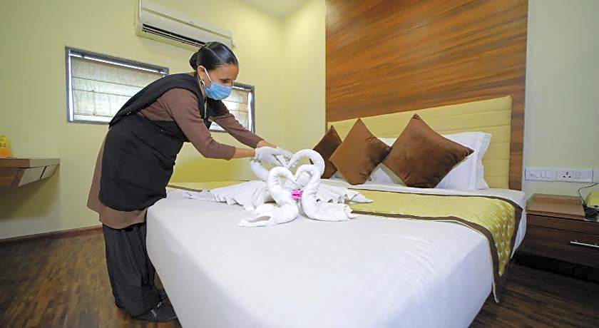 VijayaTej Clarks Inn Patna