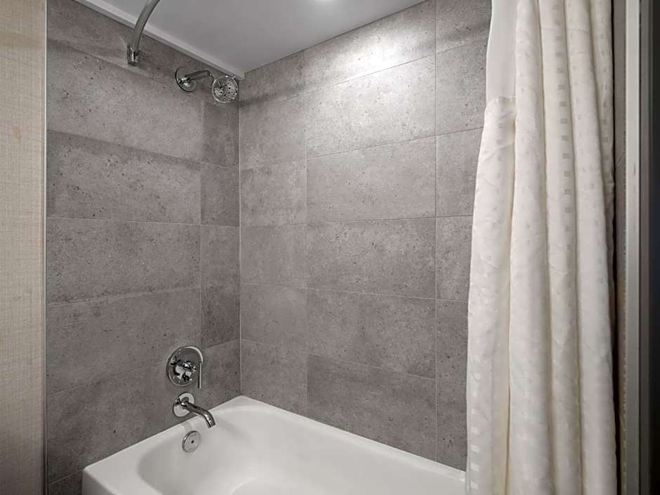 Holiday Inn Calgary Airport By IHG