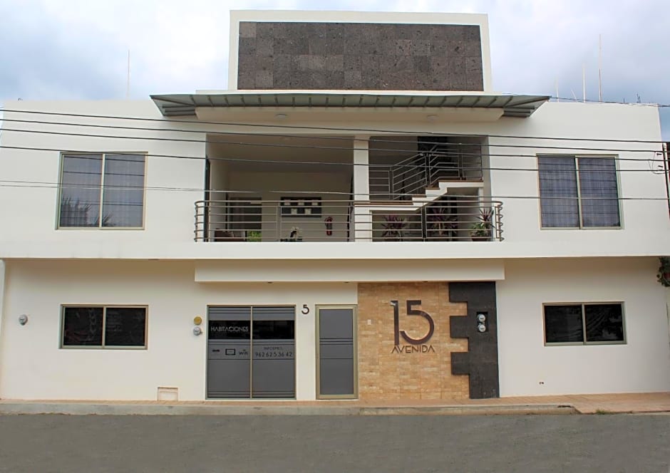15 AVENIDA