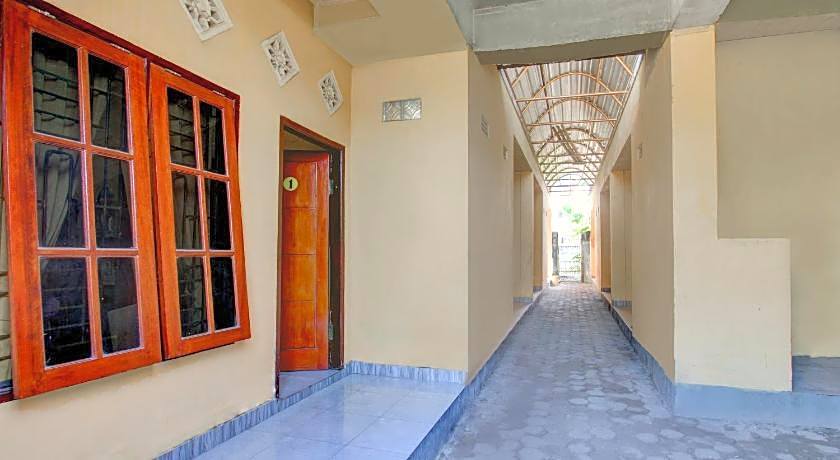 OYO Life 92846 Kost Putra Griya Eka