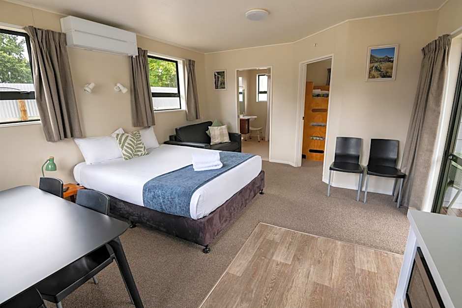 Omarama TOP10 Holiday Park