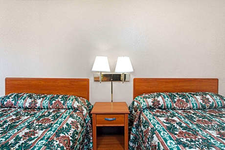 Two Double Beds Non Smoking