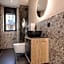 Perfect Lodgings Panorama