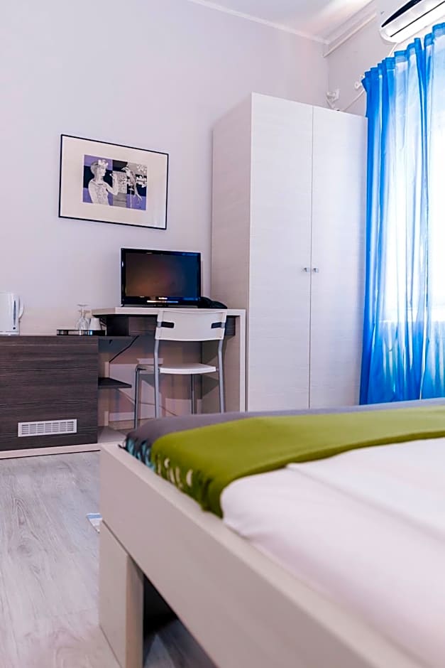 Veliki Garni Hotel