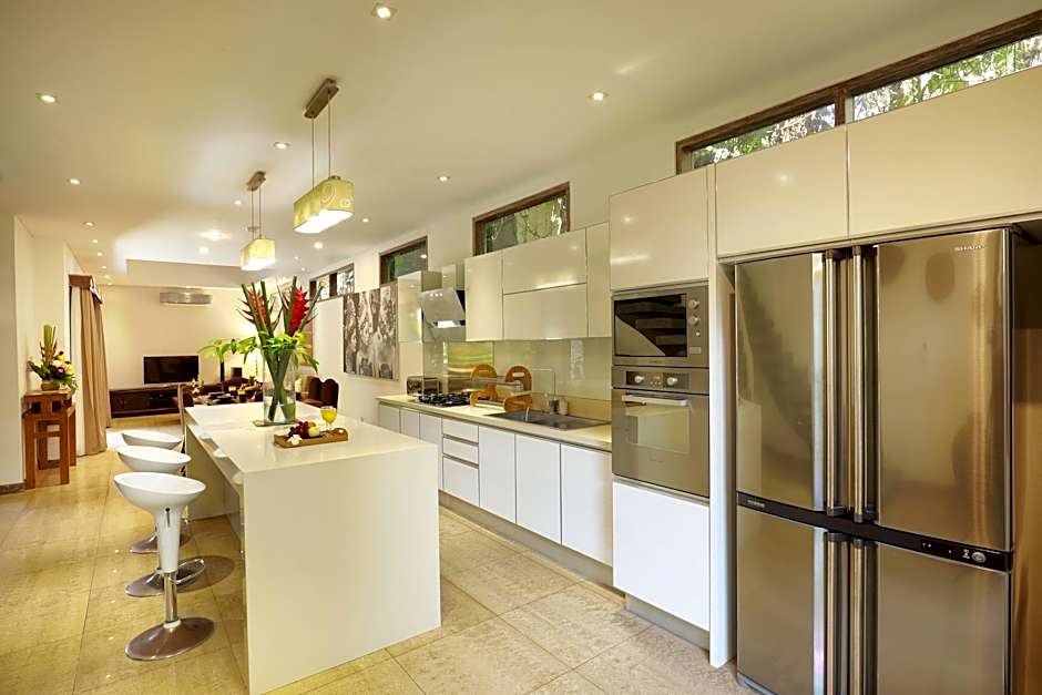 Villa The Hotman Paris II Seminyak (Cantik)