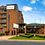 Burnett Riverside Hotel