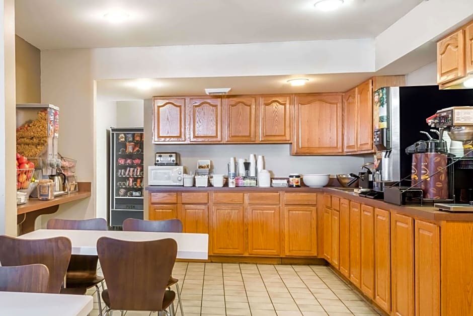 Super 8 by Wyndham Jasper
