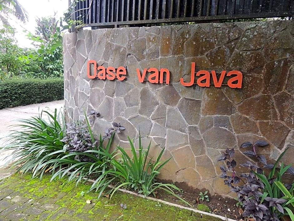 Oase Van Java by ZUZU