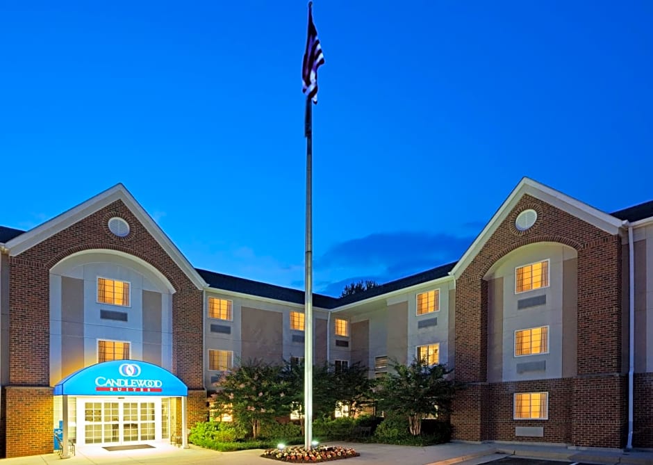 Candlewood Suites Washington-Fairfax