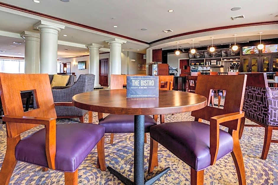 Courtyard by Marriott Hadley Amherst
