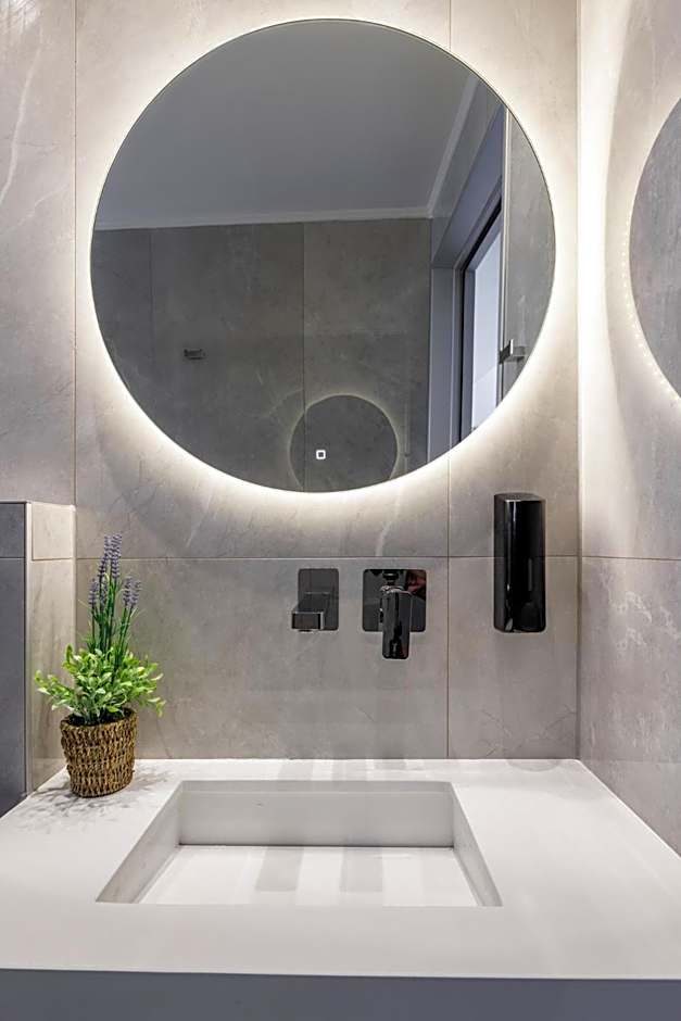 Amalthia Luxury Suites