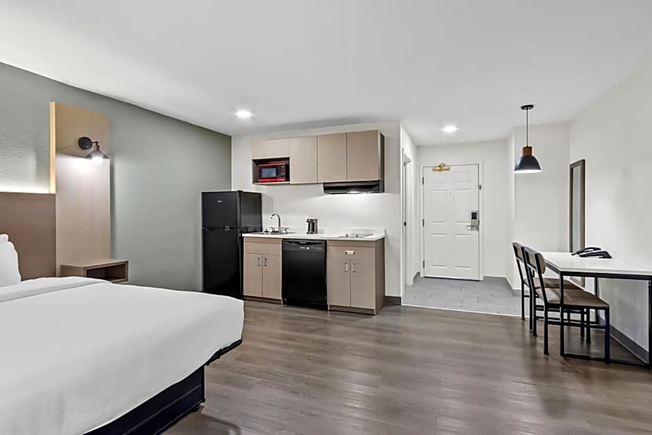 MainStay Suites Columbia Harbison