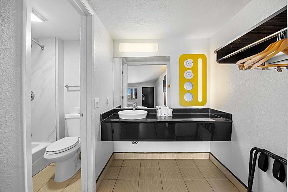 Motel 6-Fairfield, CA - Napa Valley