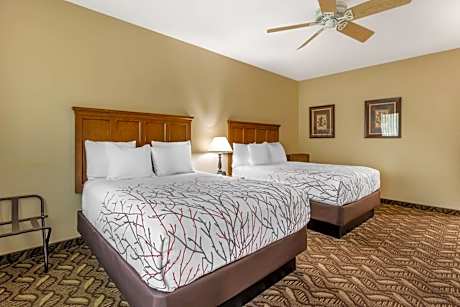 Queen Room with Two Queen Beds - River View