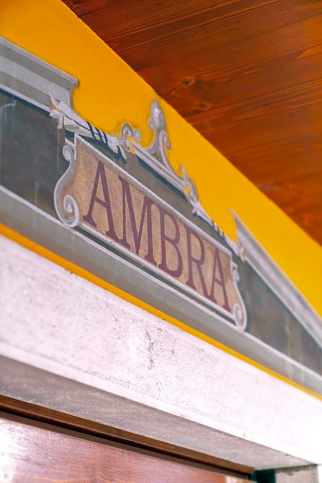 Ambra Cortina Luxury&Fashion Hotel