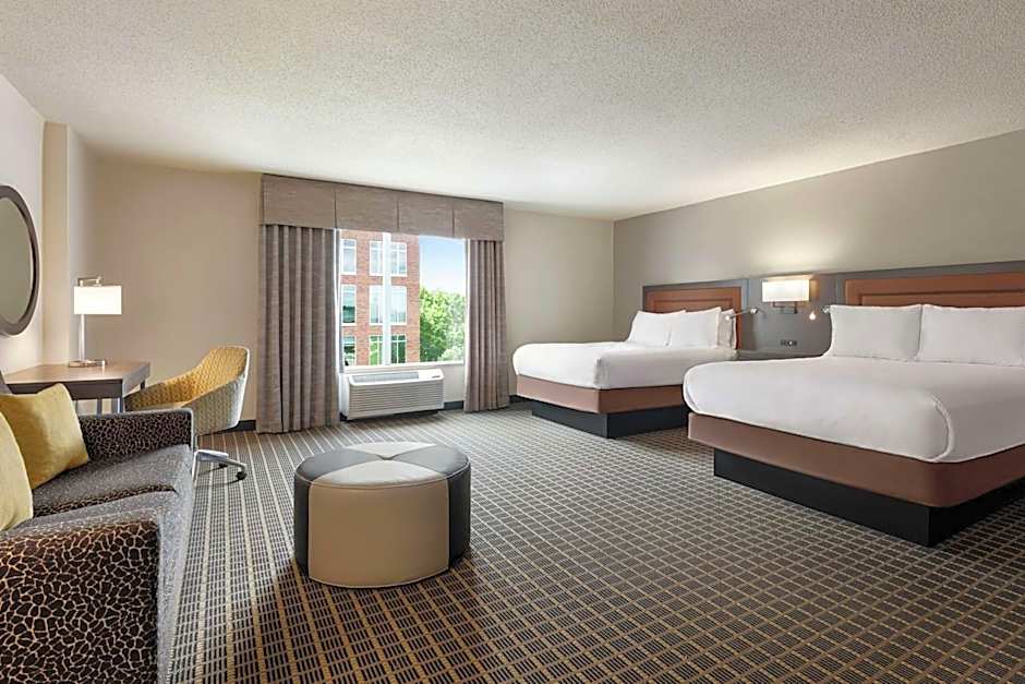 Hampton Inn & Suites Greenville-Downtown-RiverPlace