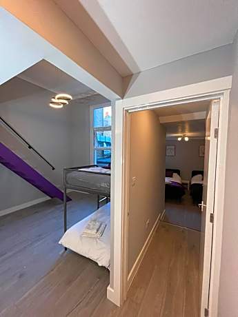 Modern Ground-Floor Flat • Sleeps 6