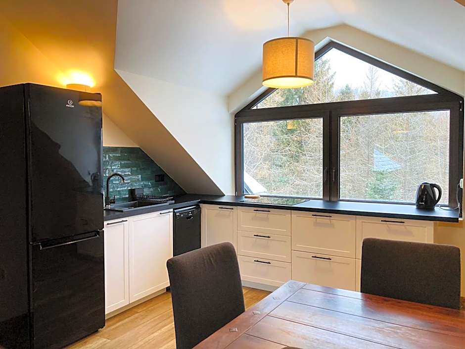 Modryna - Modrzewiowy Dom