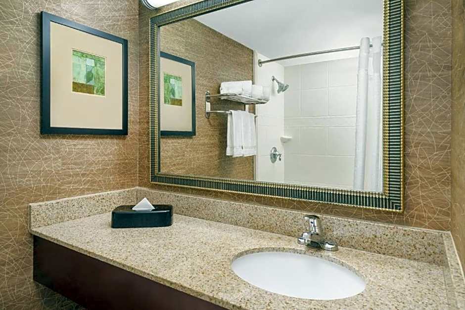 Holiday Inn Express Boston Brockton By IHG