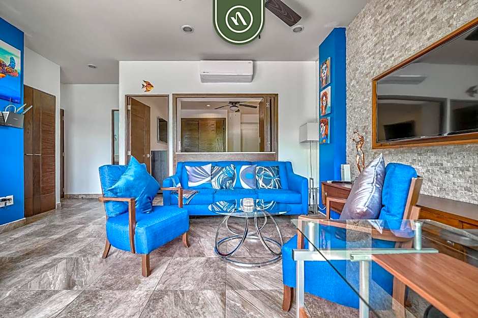 1 BR Condo - Amazing Sunsets Froom the Roof - Pool