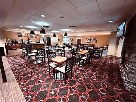 Legend Hotel Minot