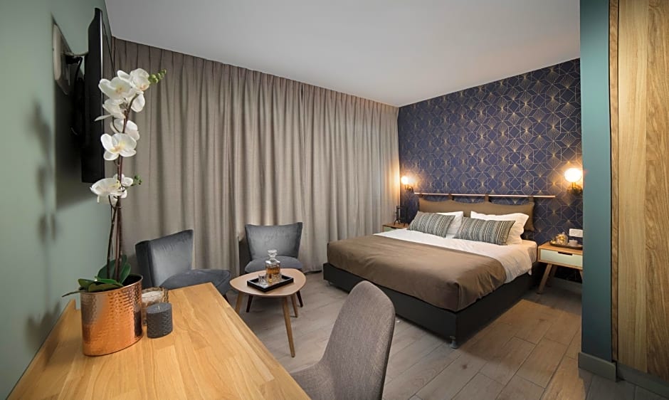 Diana Seaport Apartments