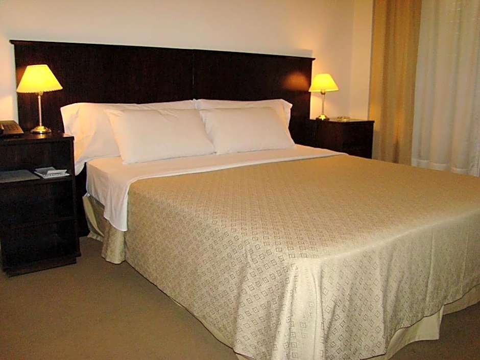 Hotel Puerta del Sol