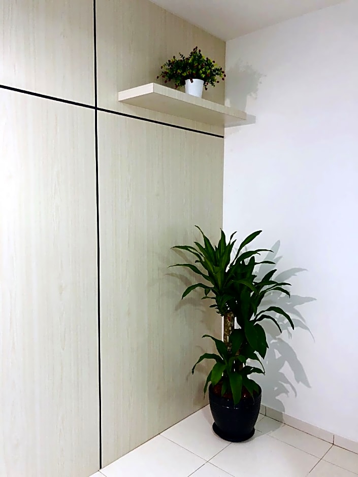 Homie6@ The Heights Residence/ 6-7 Pax