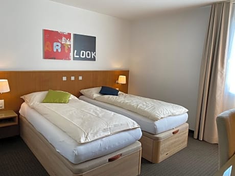 Business Twin Room