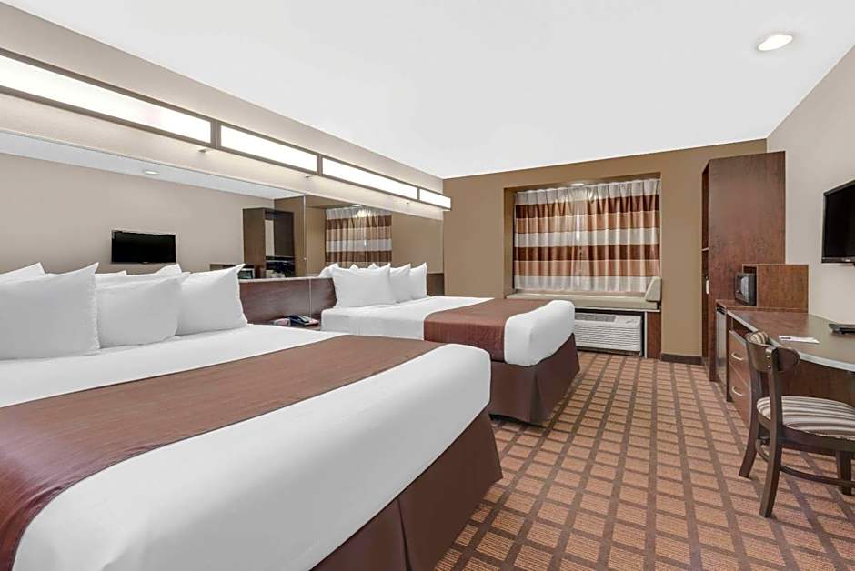 Microtel Inn & Suites by Wyndham Midland