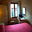 Hotel Diana