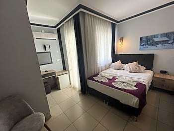 Hotel Lunay