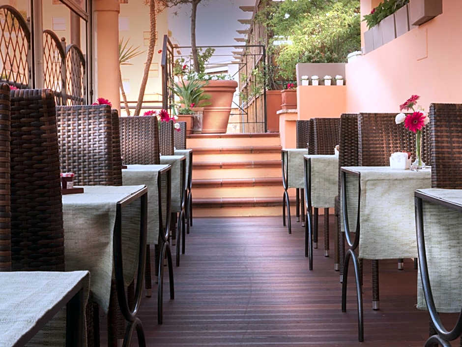 Hotel Diana Roof Garden